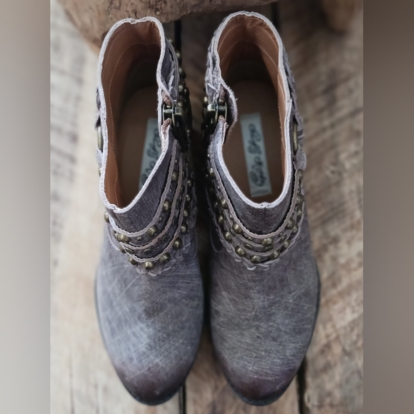 Annie Burnished Leather Distressed Harness Ankle Boot MSRP $90 - Picture 5 of 12